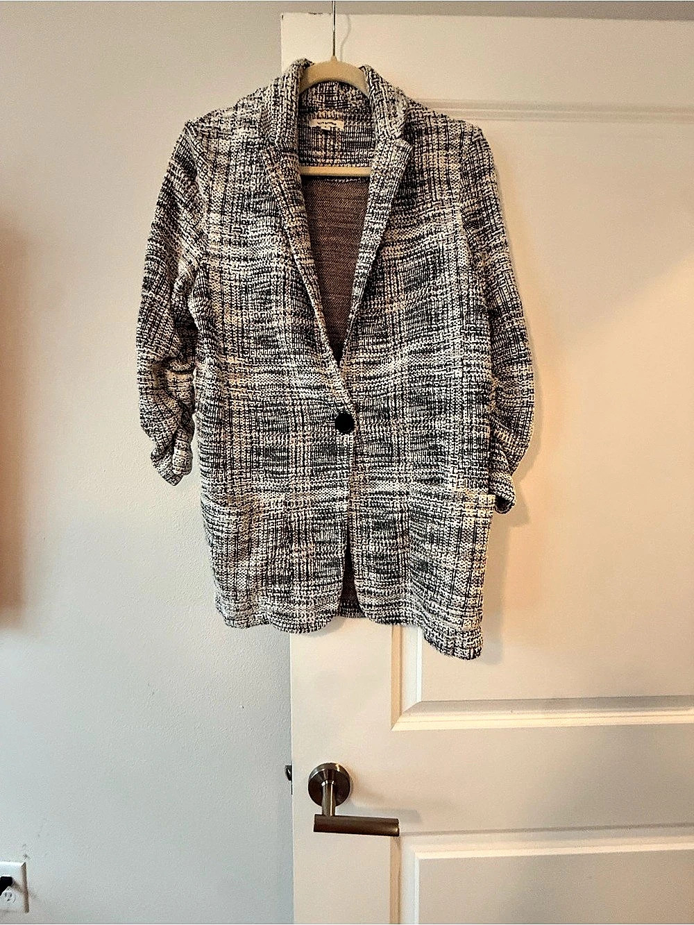 Max Studio Women'Small Textured Blazer in Black & White Size Small Like New